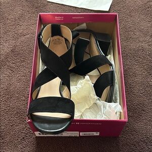 Naturalizer Black Strappy Sandals